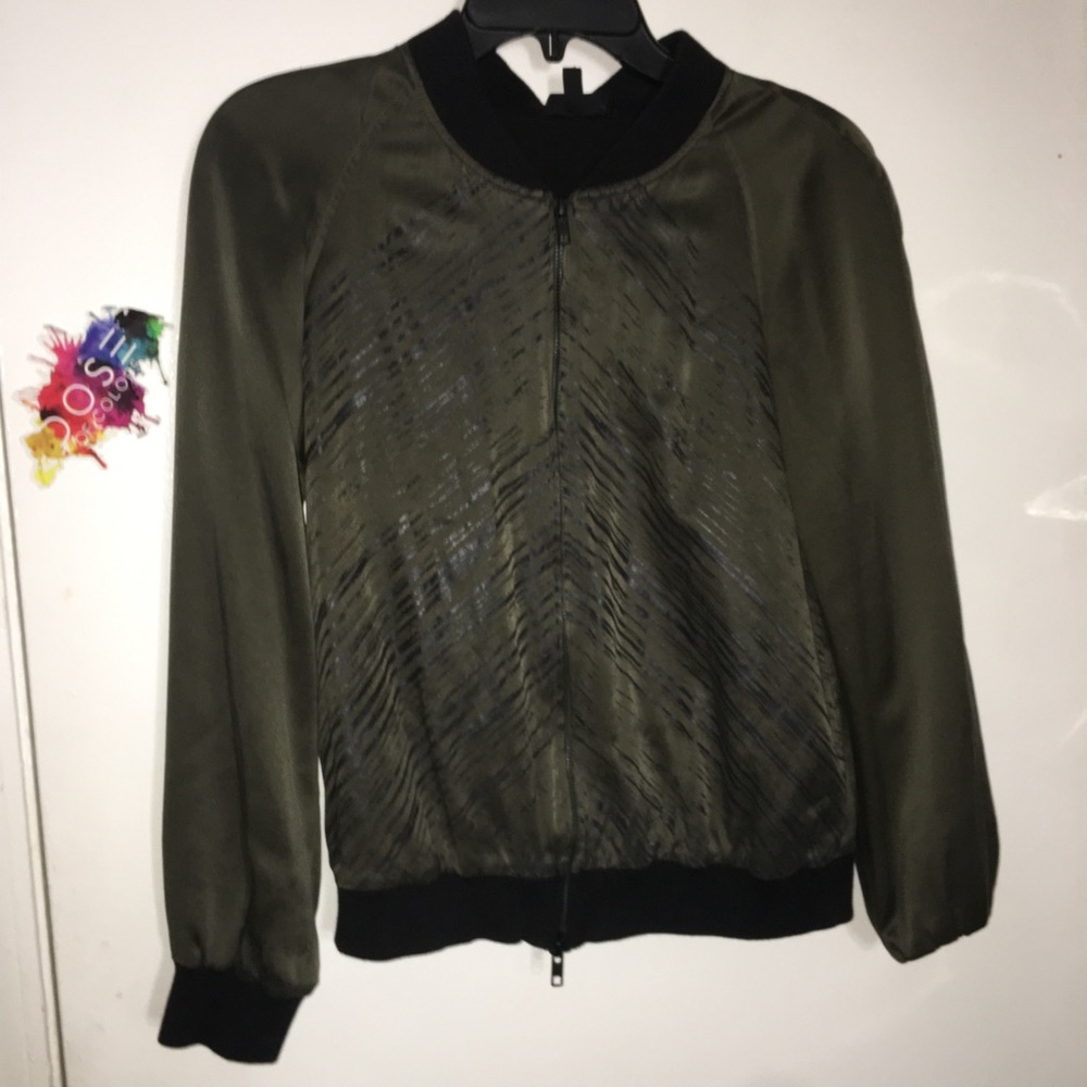 Bomber jacket